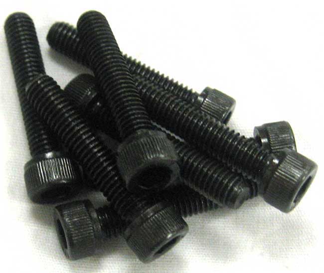SCREW SHCS 10-32 X 1"