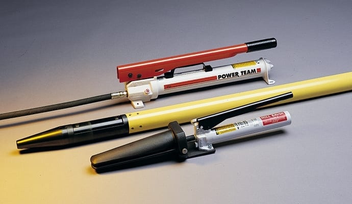 Mark II Roll Saver - 3" Cores-1